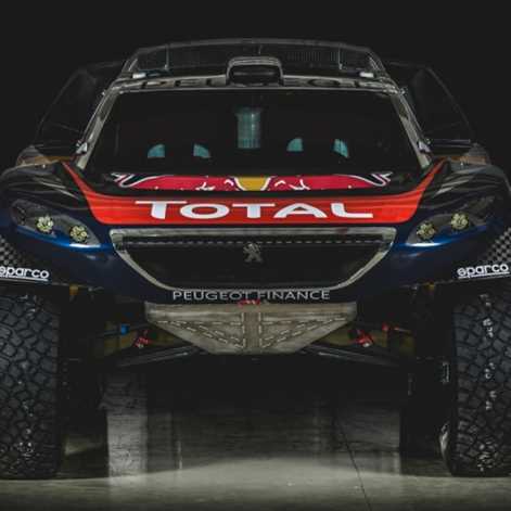 Peugeot 2008 DKR16 prezentuje nowe barwy na Rajd Dakar